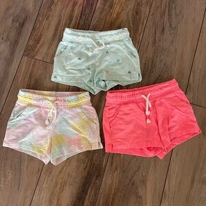 Cat & Jack casual summer shorts for girls 4-5 years set of 3